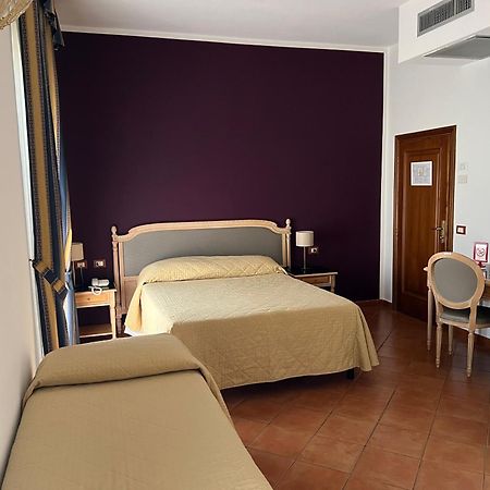 Hotel Bologna Флоренция Екстериор снимка