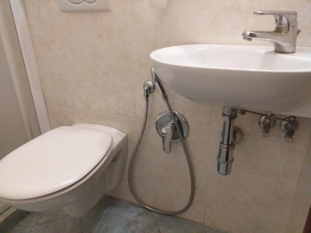 Hotel Bologna Флоренция Екстериор снимка