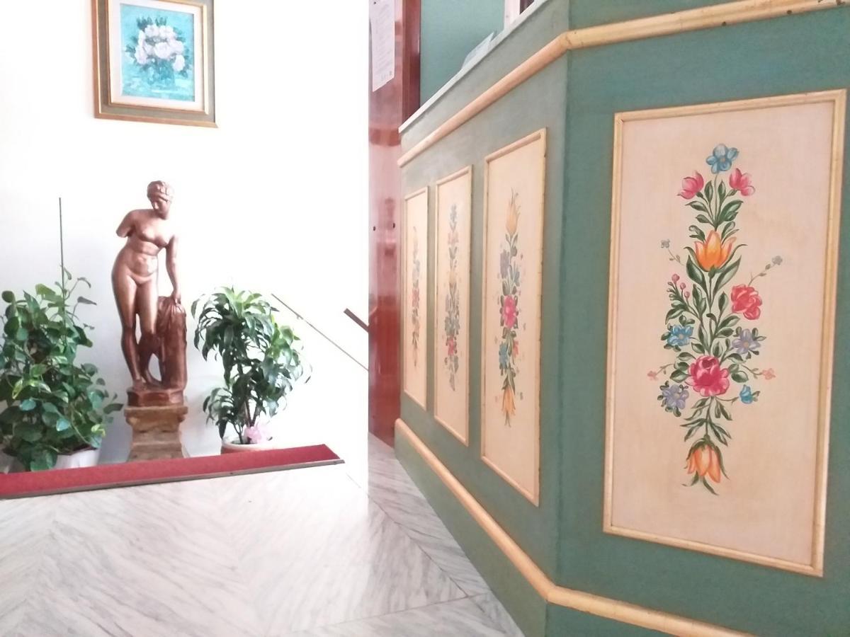 Hotel Bologna Флоренция Екстериор снимка