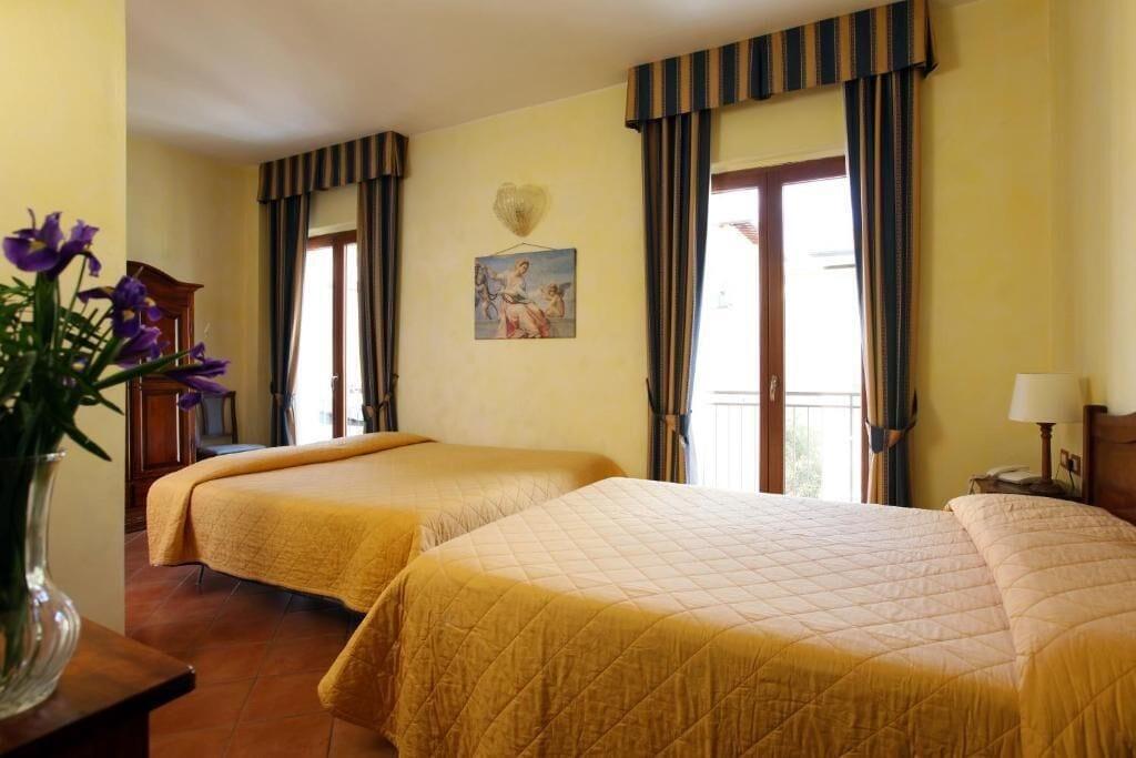 Hotel Bologna Флоренция Екстериор снимка