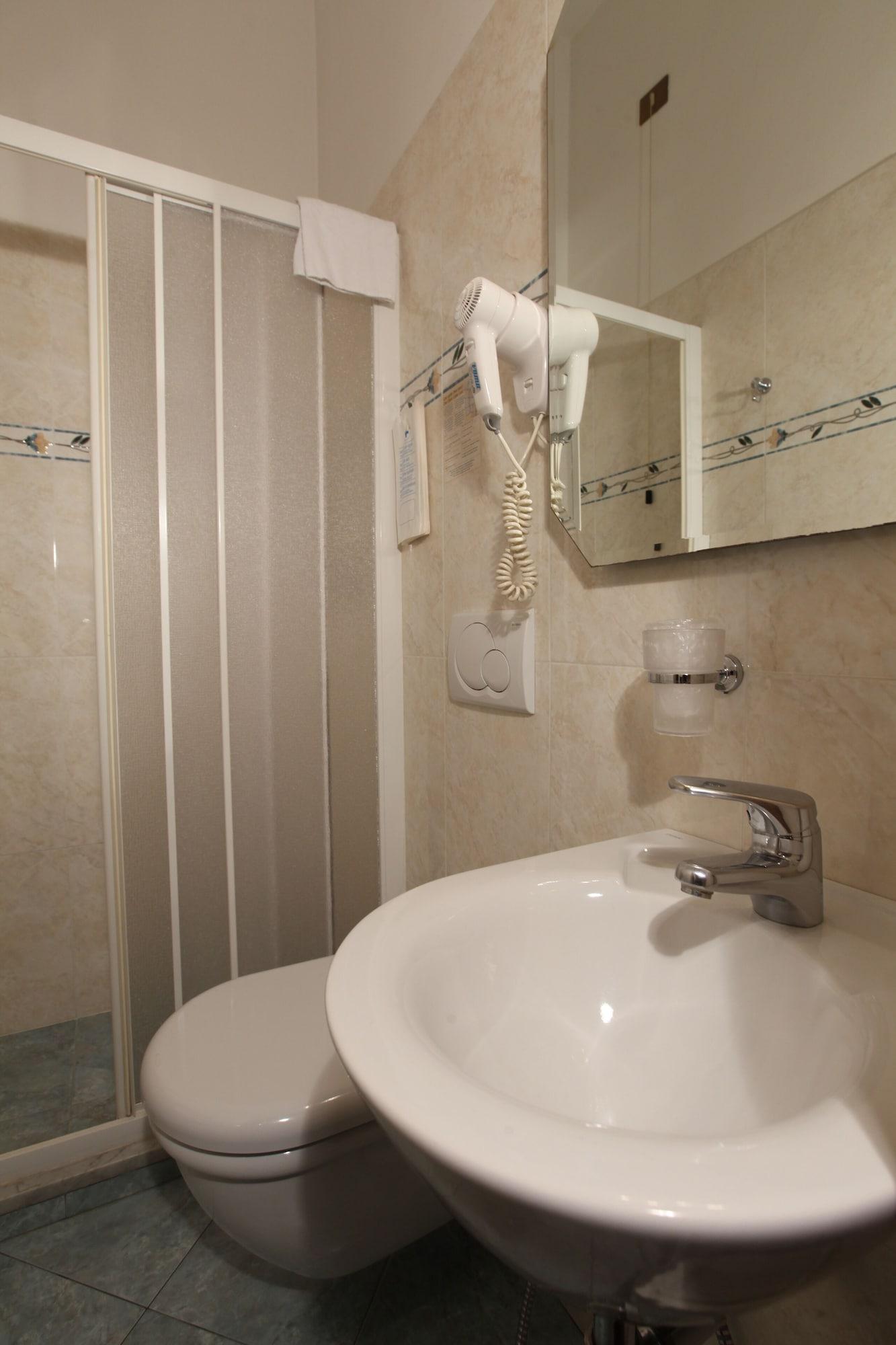 Hotel Bologna Флоренция Екстериор снимка