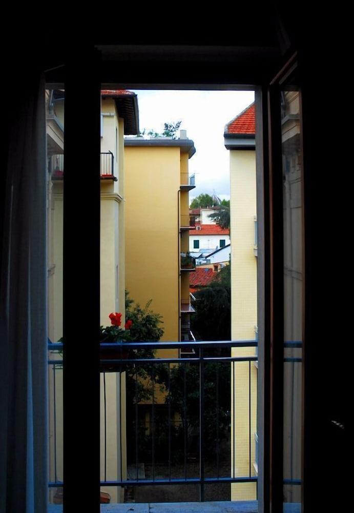 Hotel Bologna Флоренция Екстериор снимка