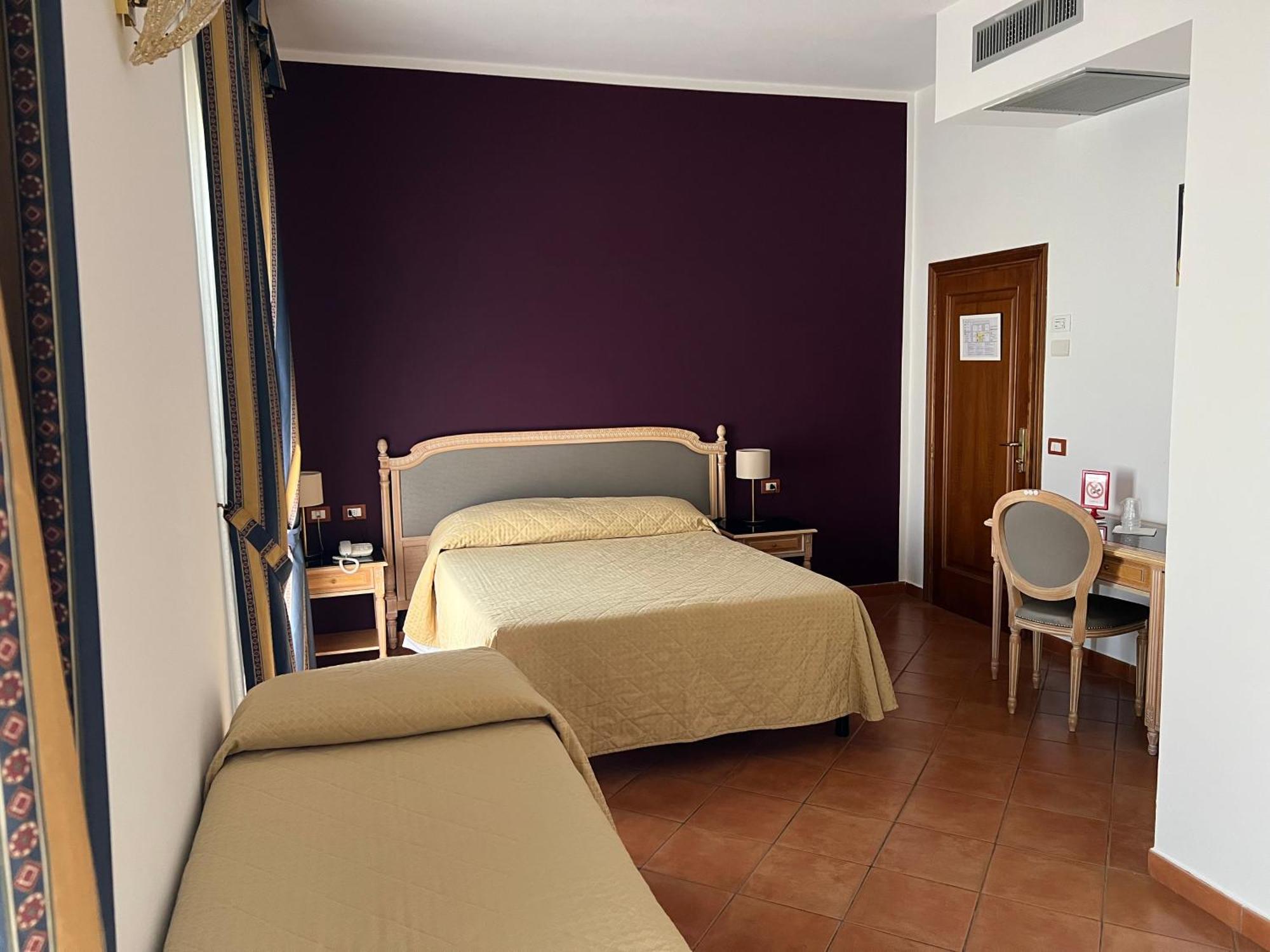 Hotel Bologna Флоренция Екстериор снимка