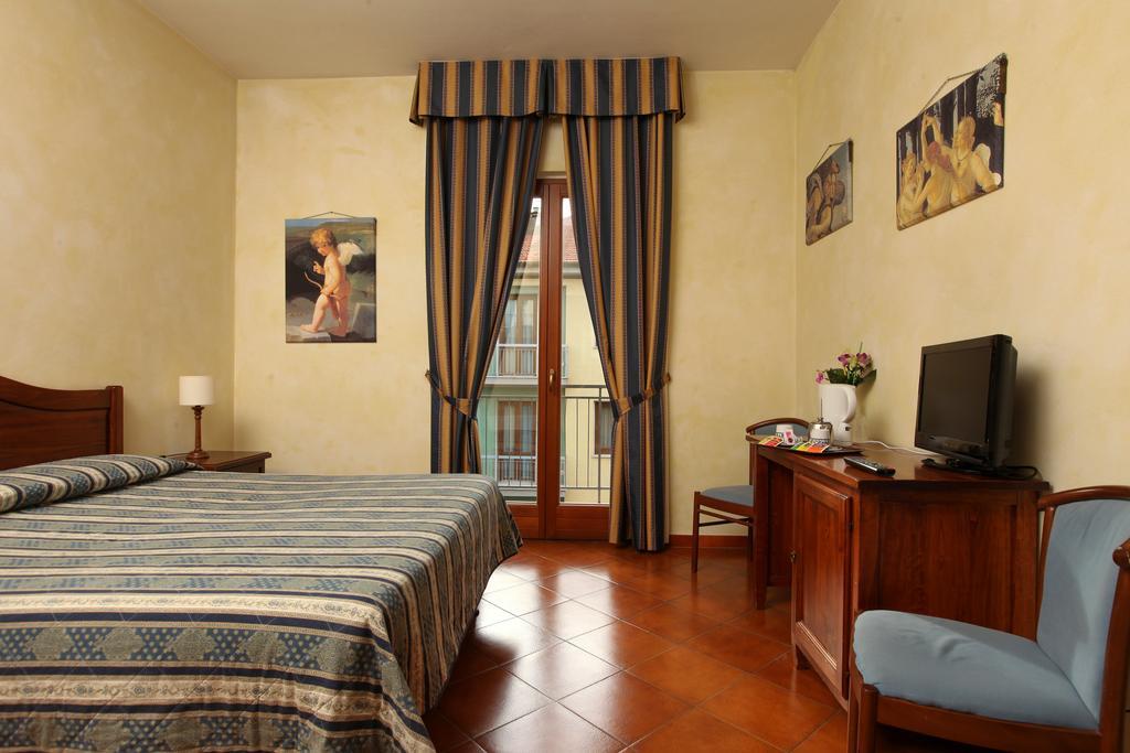 Hotel Bologna Флоренция Екстериор снимка