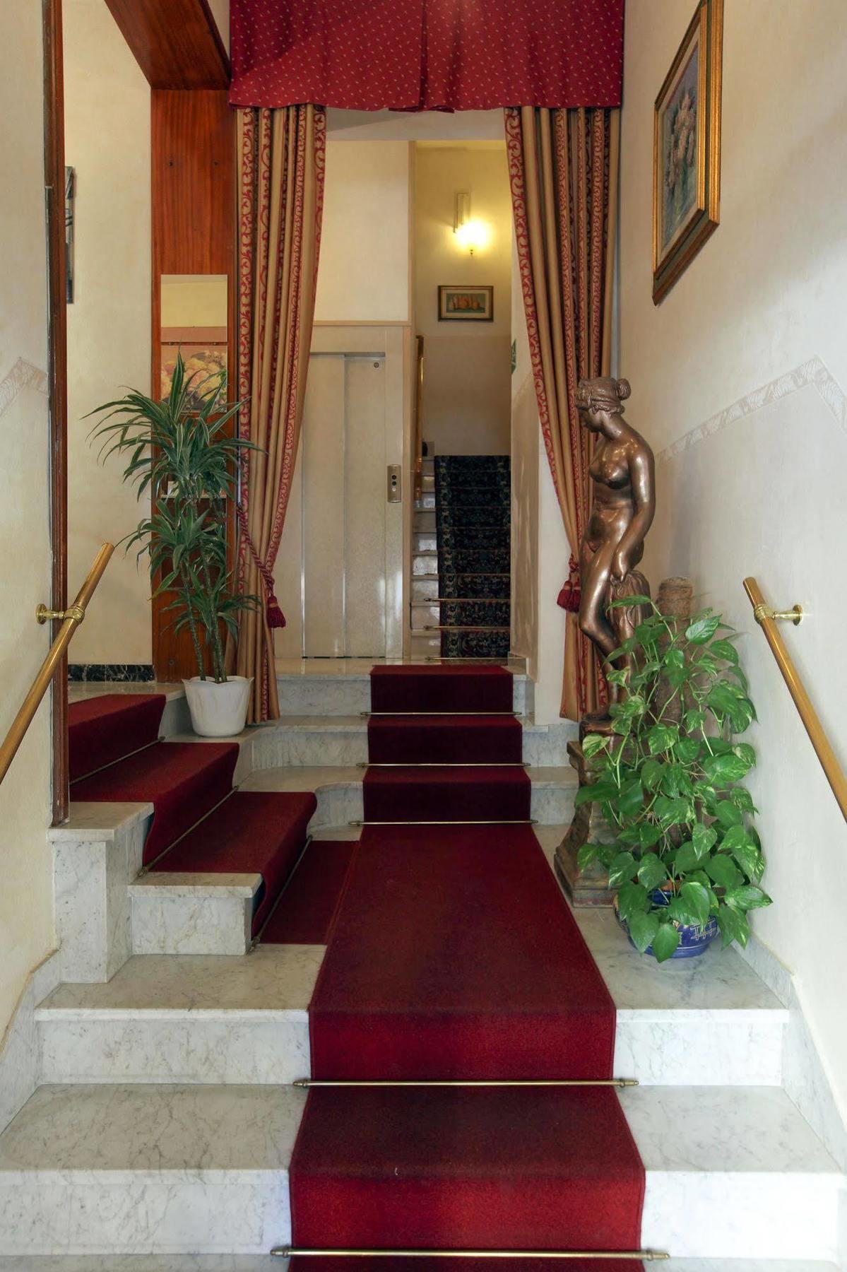 Hotel Bologna Флоренция Екстериор снимка